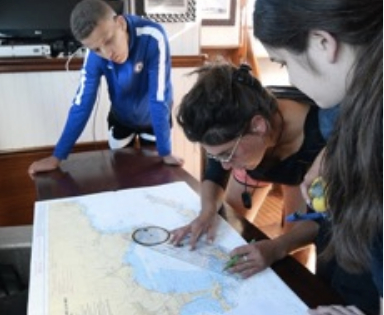 Apprentissage de la navigation en mer