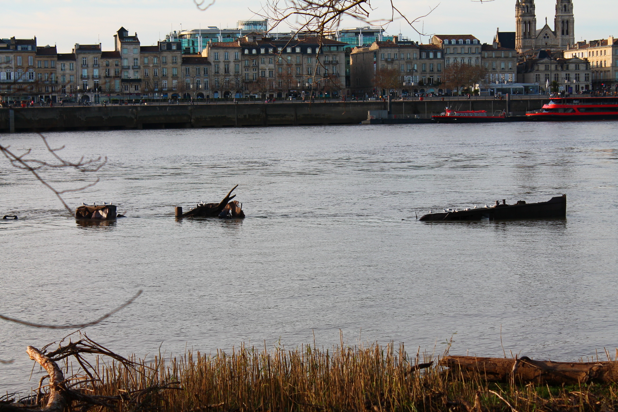 PHOTO1 moment dhistoire sur les berges de la Garonne2